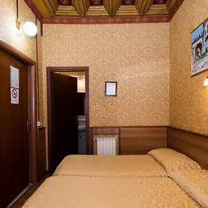 Hotel Artromano, Roma