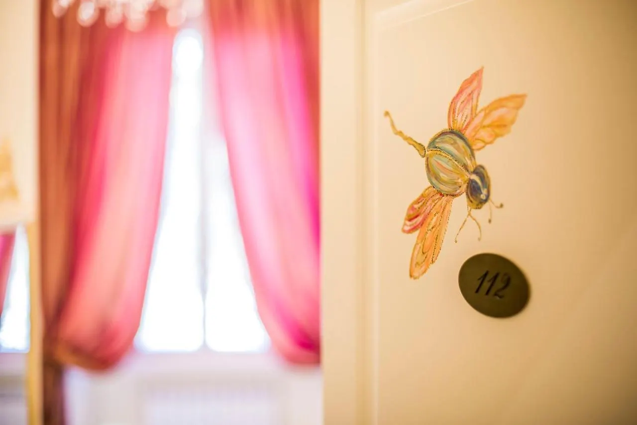 Trastevere Royal Suite Trilussa Roma 4*,  Italia