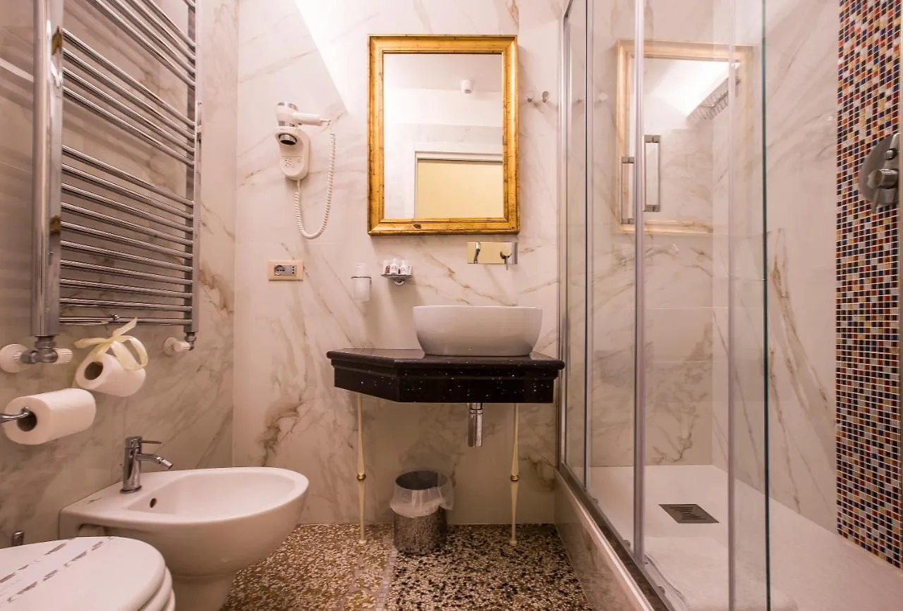 Trastevere Royal Suite Trilussa Roma Pensión